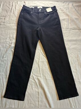Women's Mid-Rise 80's Slim
Straight Ankle Jeans Universal
Thread Black Wash 6